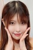 新村あかり